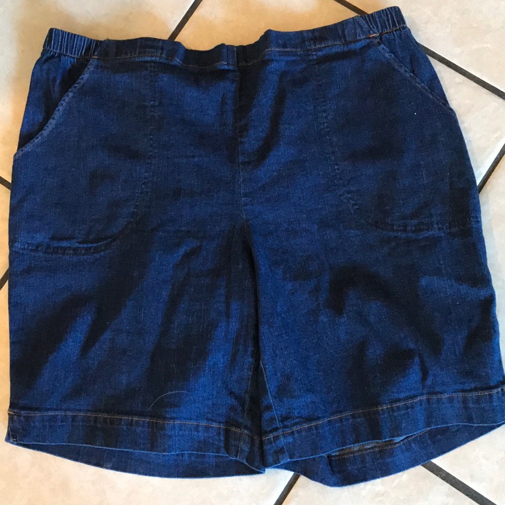 Women’s shorts 2X